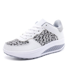 Load image into Gallery viewer, VTOTA Women Casual Shoes