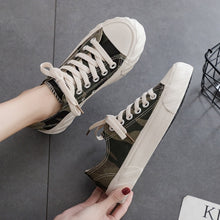 Load image into Gallery viewer, Women Sneakers
