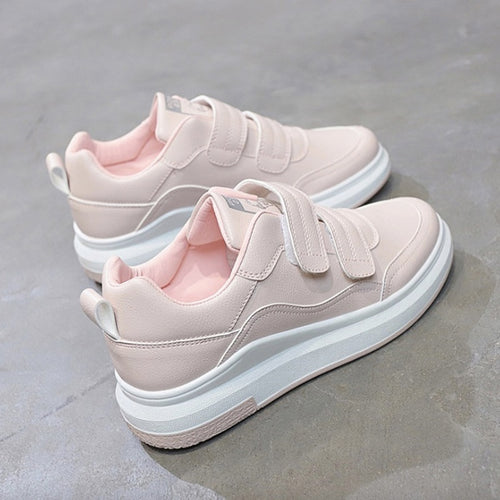 Women trainers
