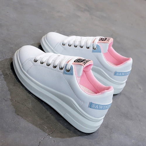 Women trainers