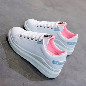 Women trainers